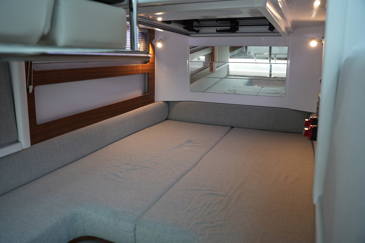 Axopar 28 Cabin — foto 34 van 51