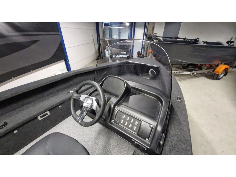 Brema Fishing Pro 450/480/500 Console — foto 5 van 12