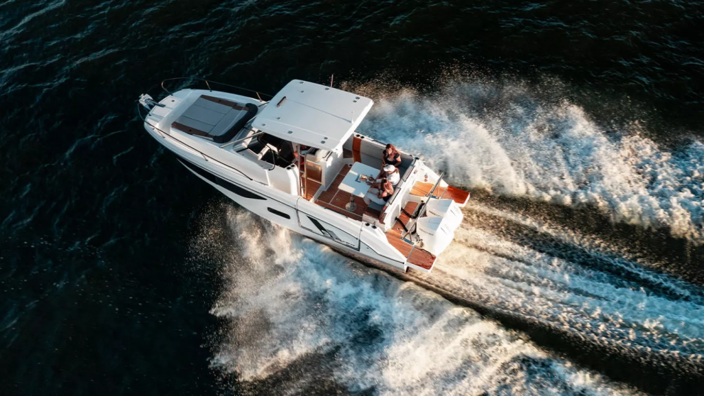 Beneteau Flyer 9 SUNdeck | Samenstellen vanaf €131.769,- — foto 8 van 12
