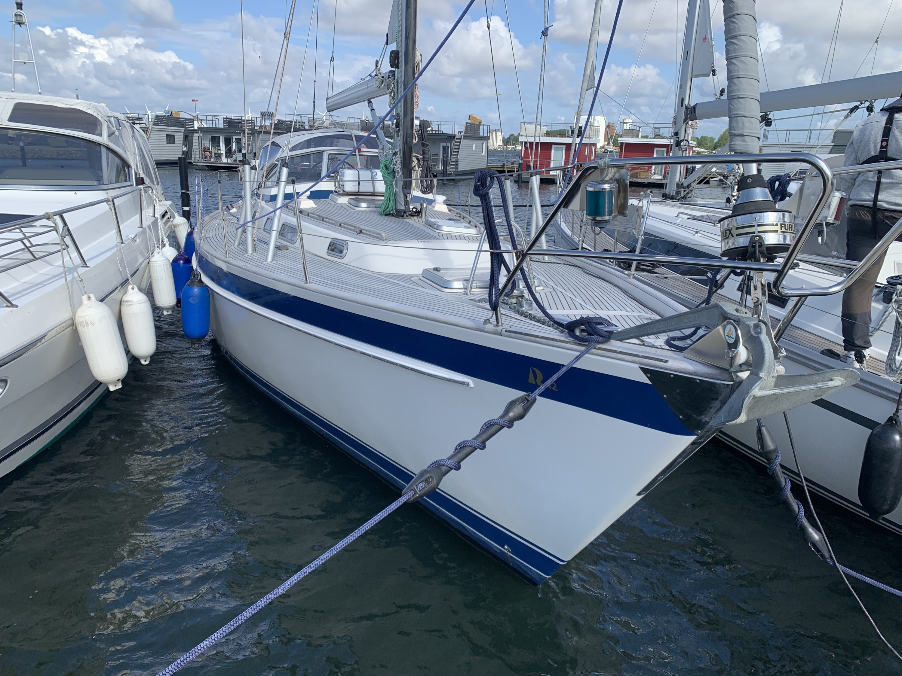 Hallberg-Rassy 42 — foto 2 van 77