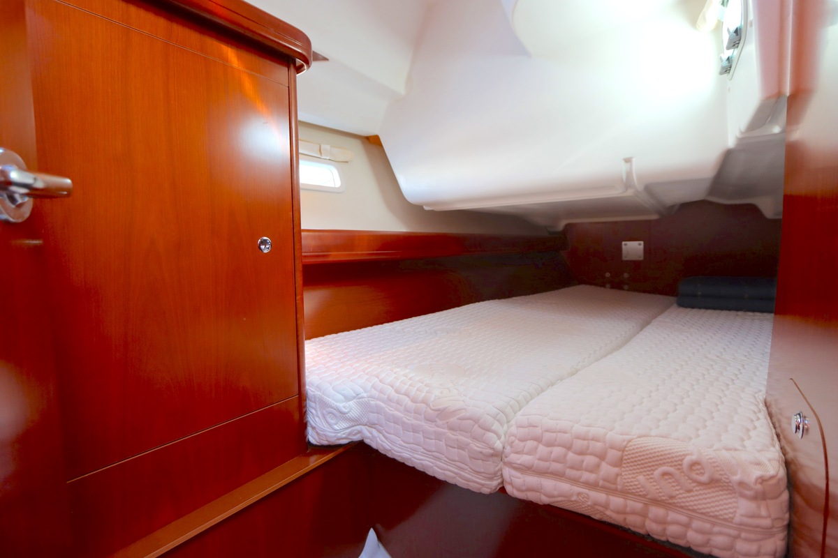 BENETEAU OCEANIS CLIPPER 373 — foto 18 van 48