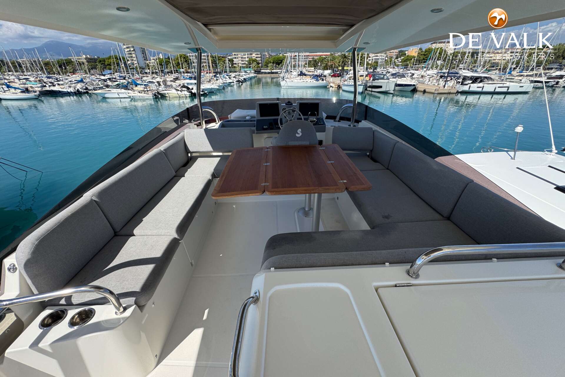 Beneteau Swift Trawler 48 — foto 4 van 35