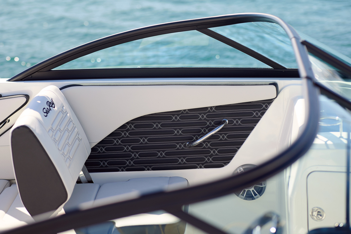 Sea Ray SPX 210 — foto 9 van 37