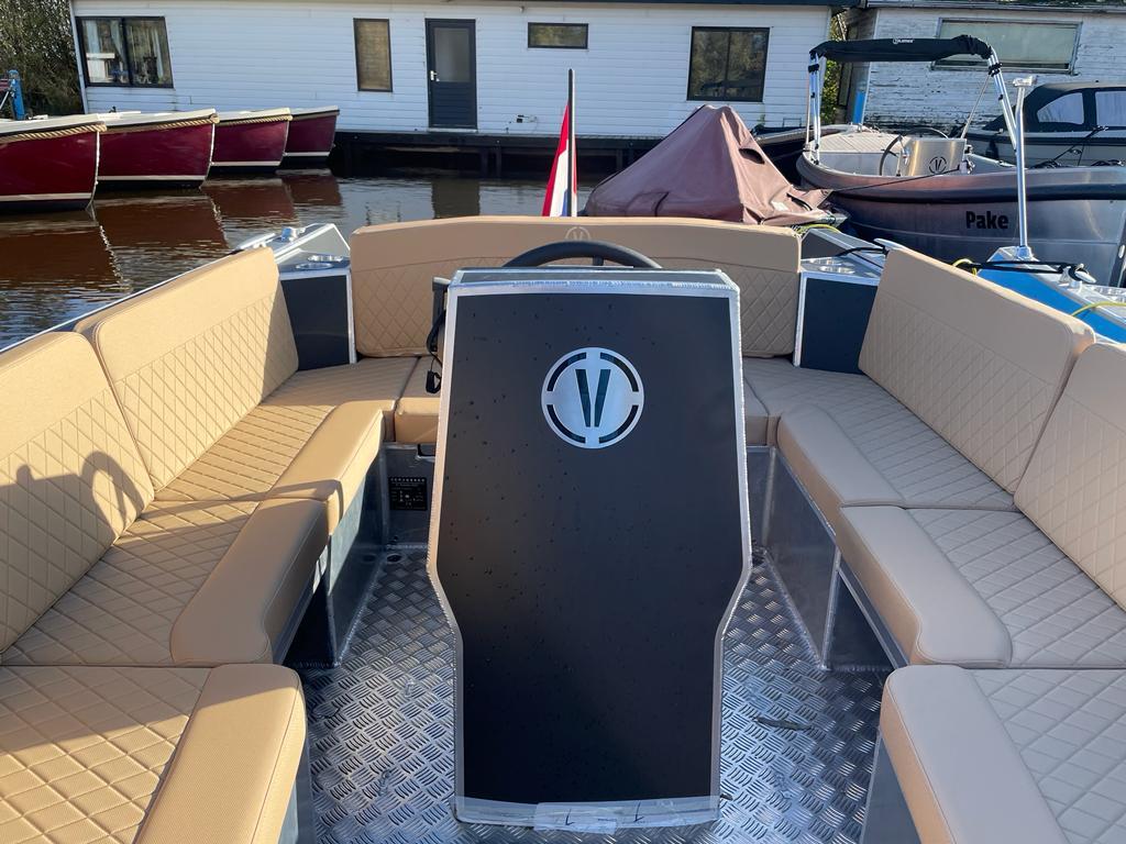 Van Vossen 650 sport e tender DEMO — foto 11 van 16