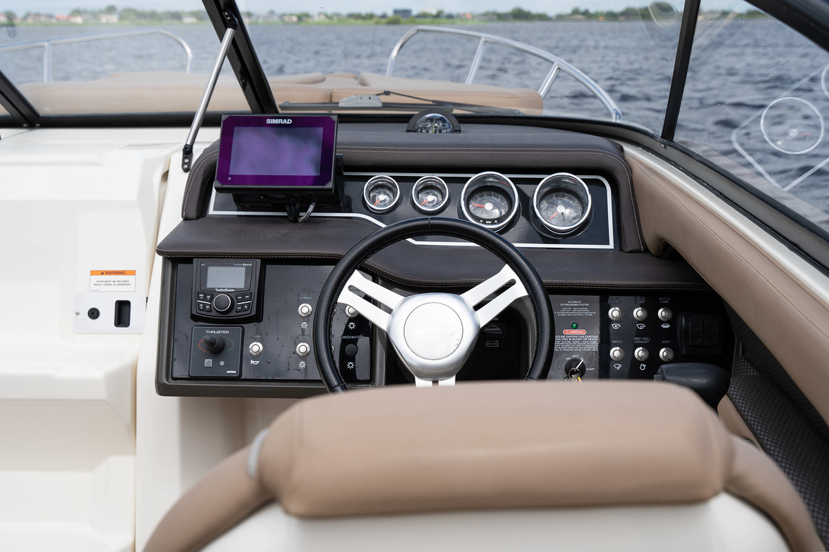 Sea Ray Sun Sport 250 — foto 10 van 46