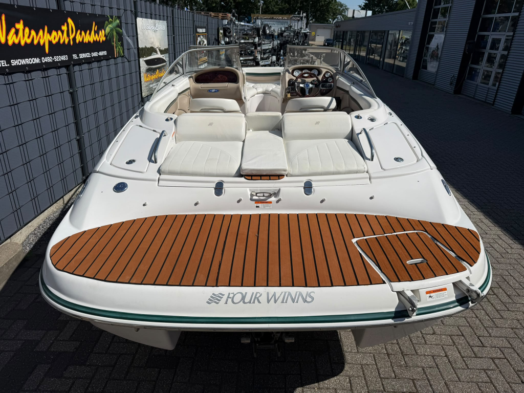 Four Winns Horizon 210 — foto 4 van 21