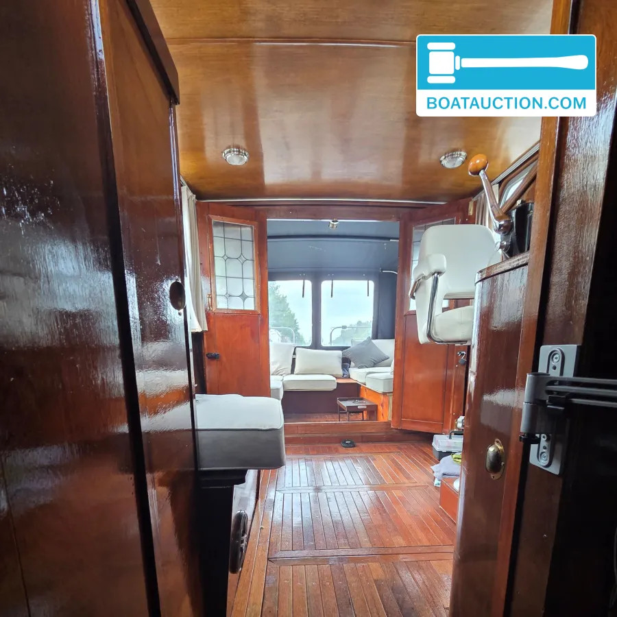 Motorboat 1050 nu in de online veiling. — foto 13 van 16