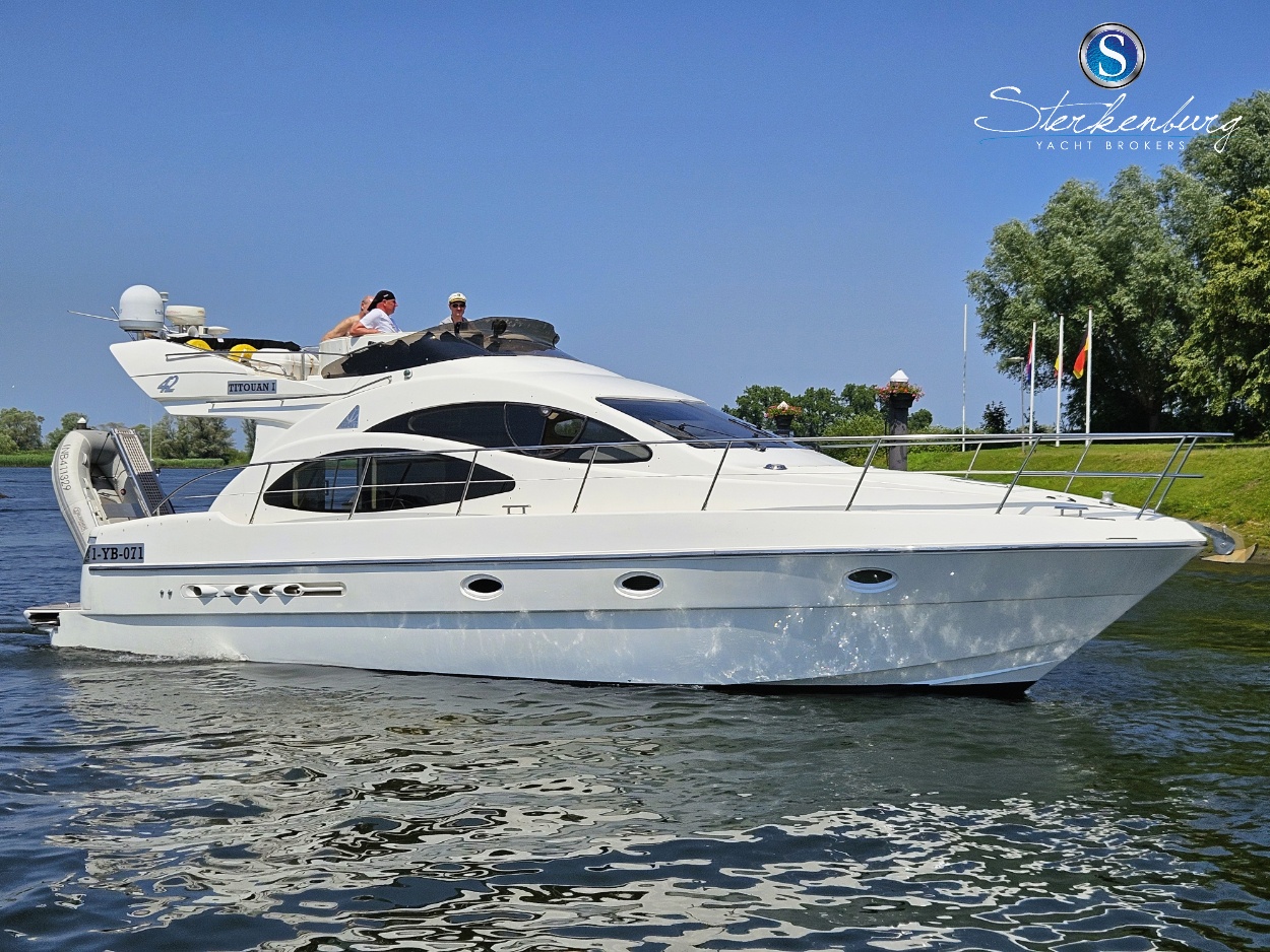 Azimut 42 — foto 5 van 56