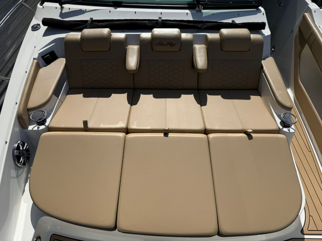 Sea Ray Sundancer 320 — foto 12 van 39