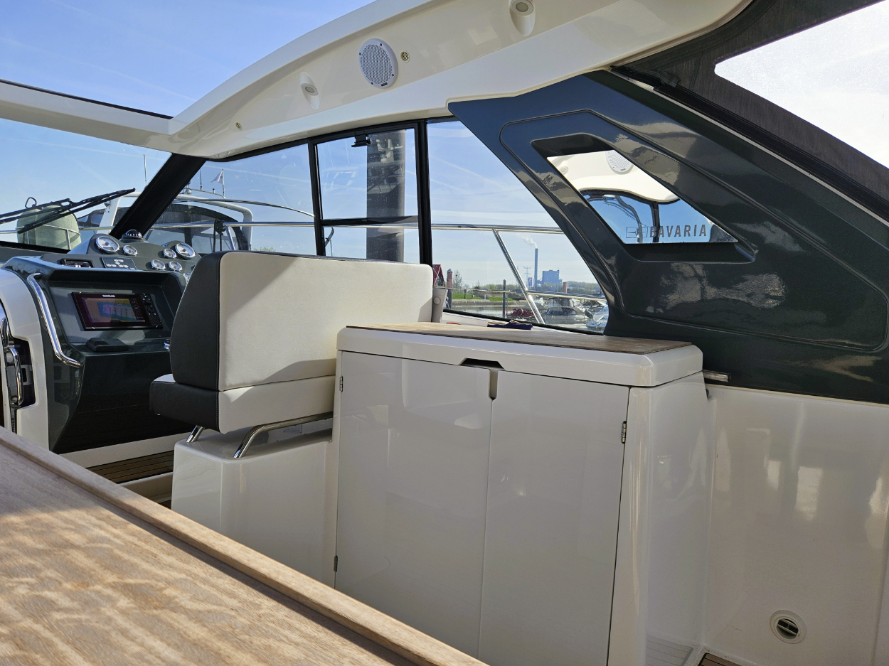 Bavaria S40 HT — foto 18 van 52