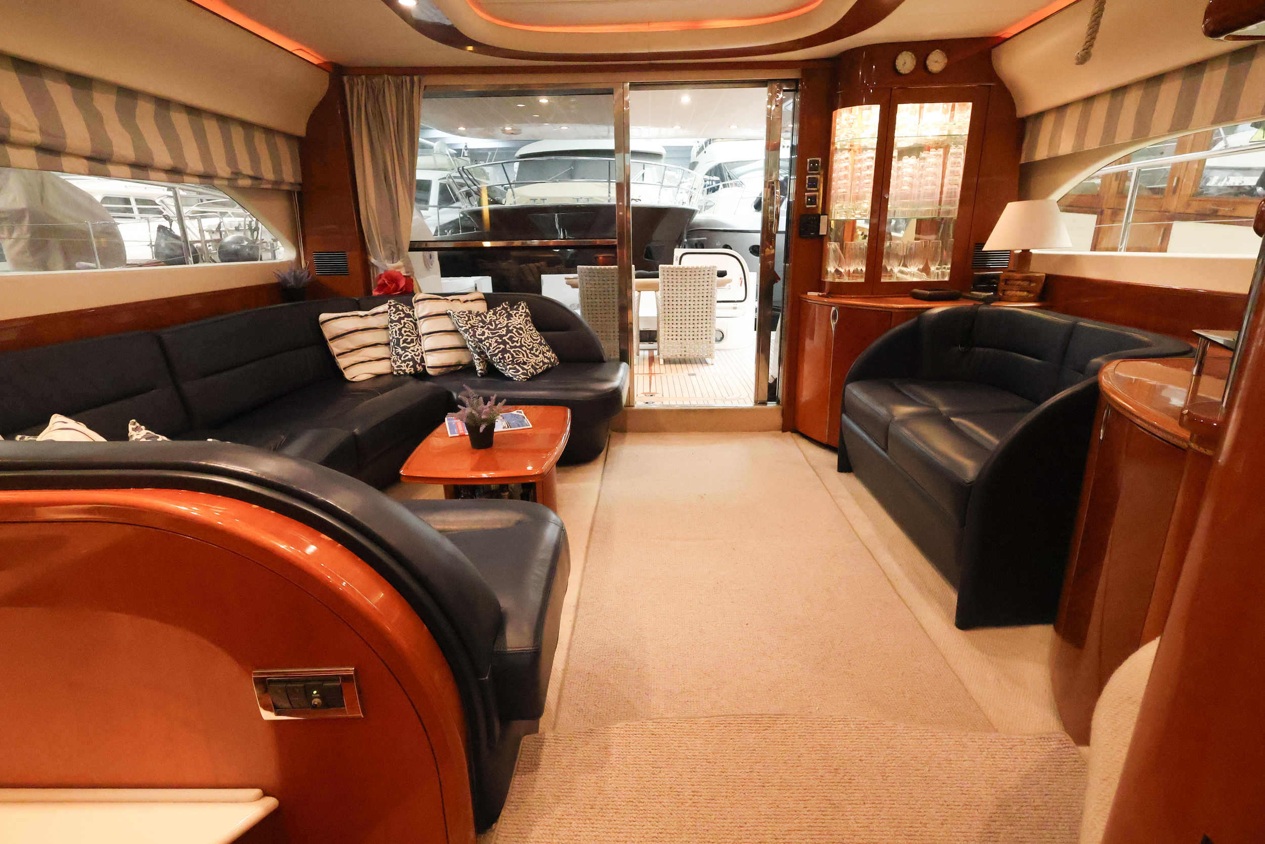 Princess 65 Fly — foto 18 van 46