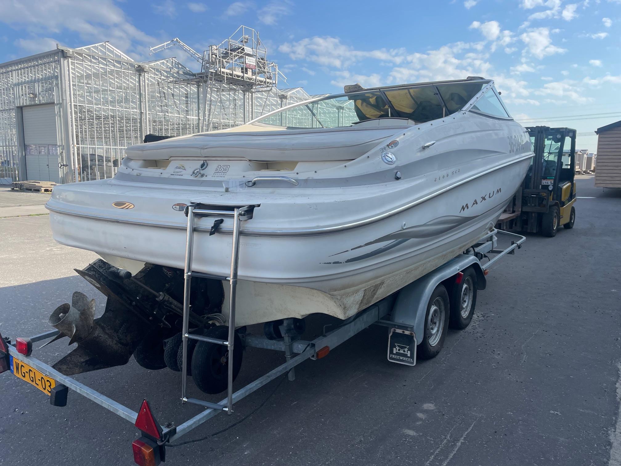 Maxum 2100 SC — foto 4 van 14
