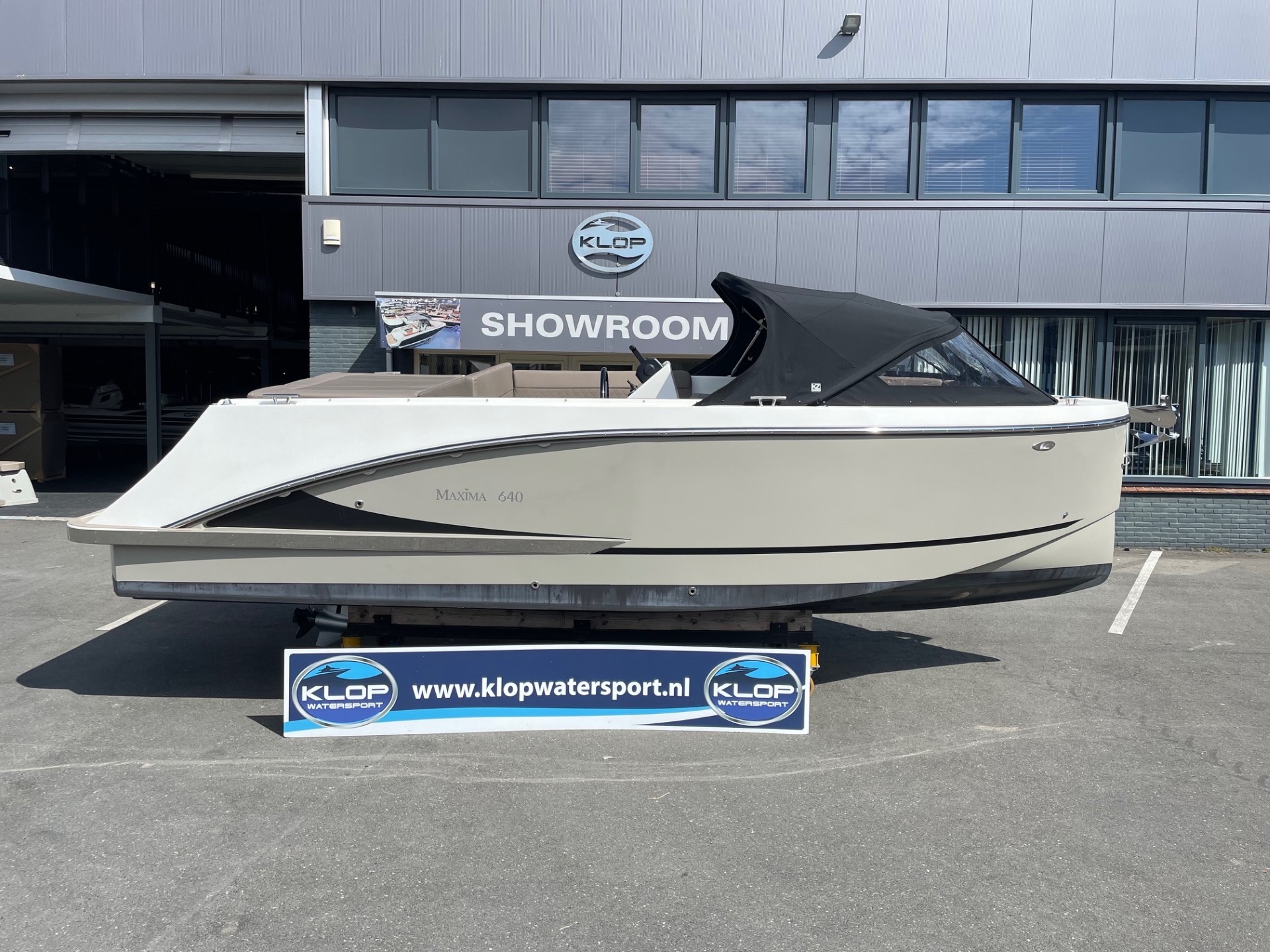 Maxima Boats640 in steengrijs met Honda 100 PK!