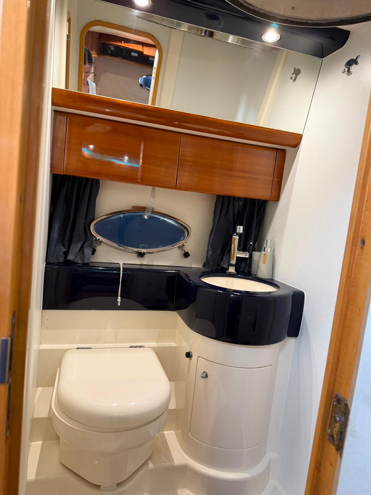 Princess V55 — foto 9 van 12