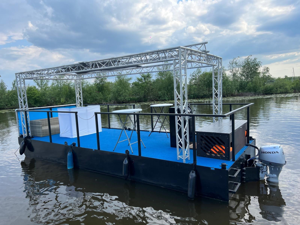 Partyboot Staal Pontoon — foto 2 van 15