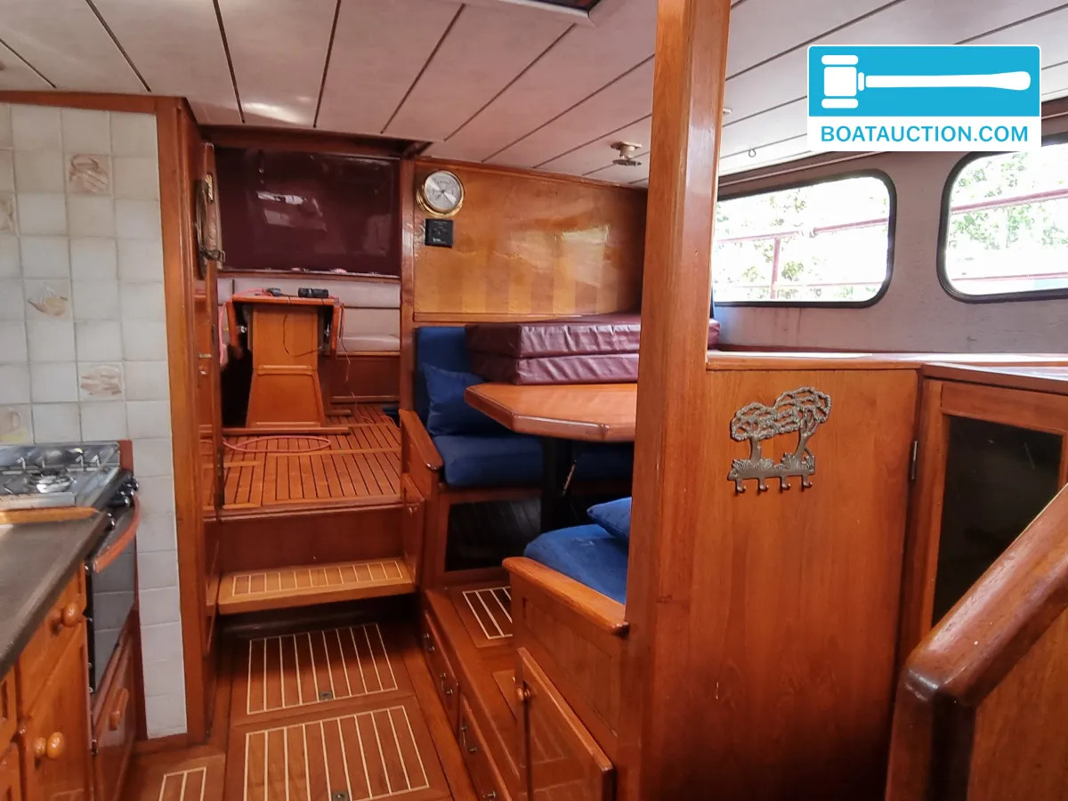 Motorschouw 930 nu in de online veiling. — foto 5 van 16
