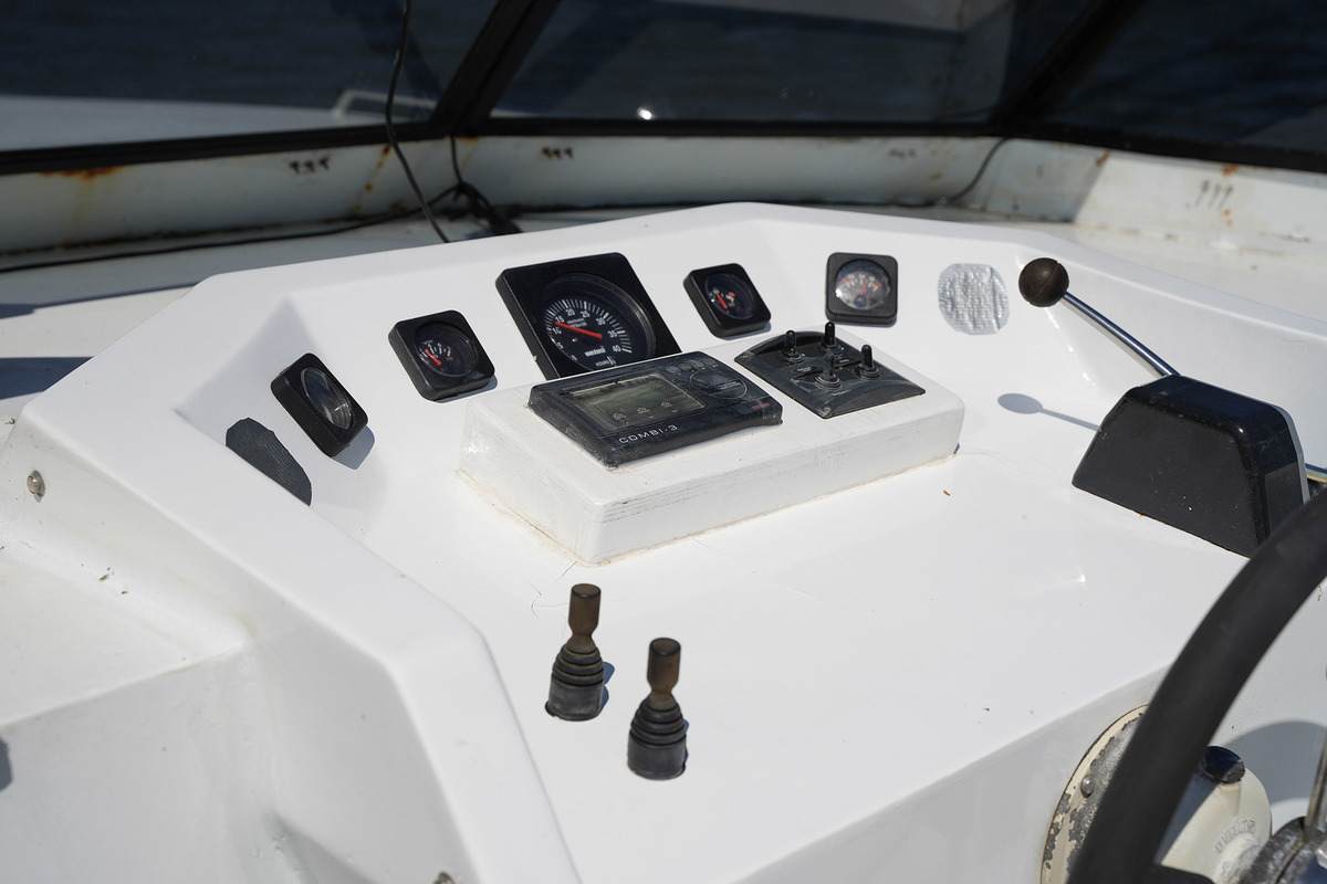 Treffer 1300 AK — foto 14 van 39
