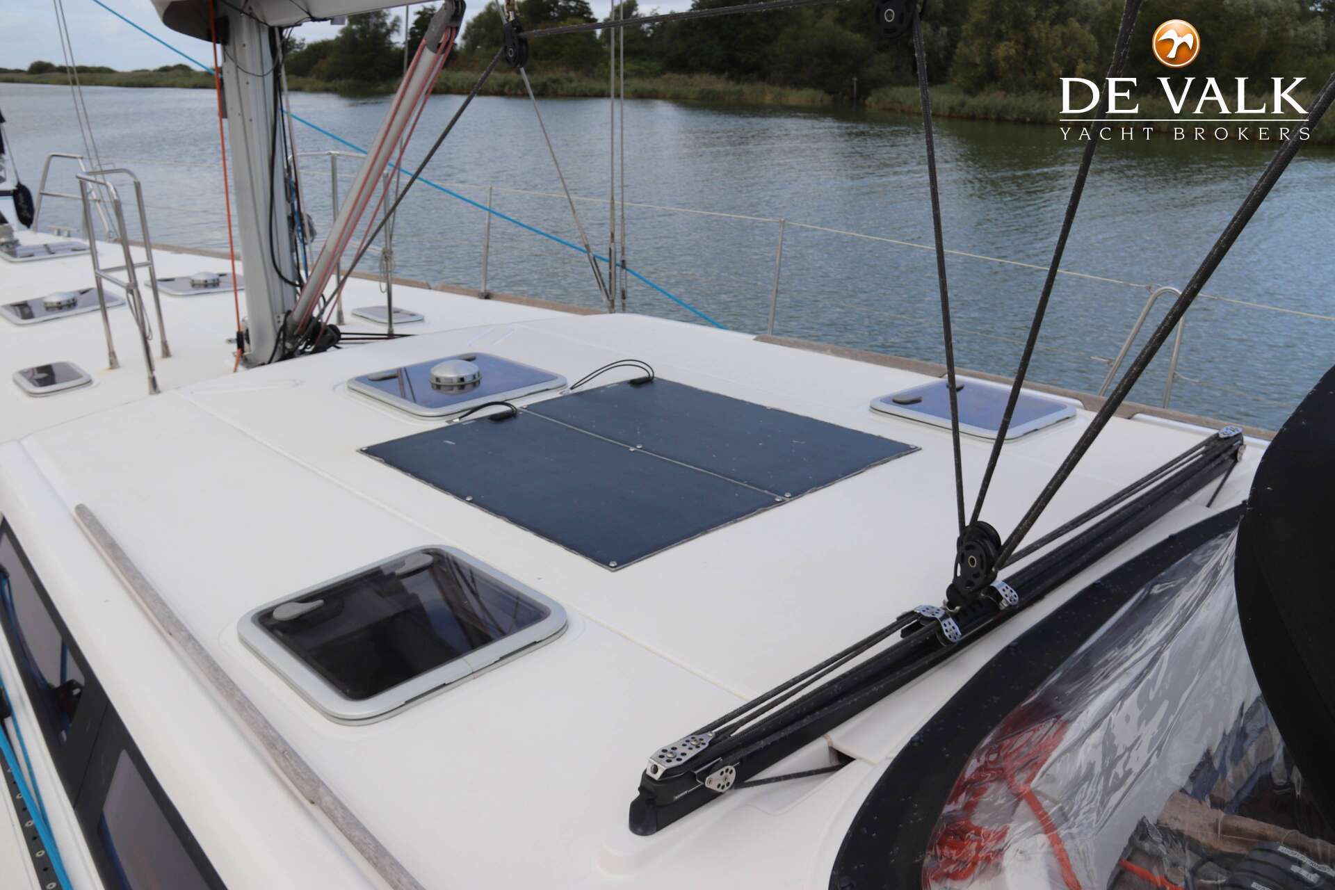 Dufour 485 Grand Large — foto 2 van 39