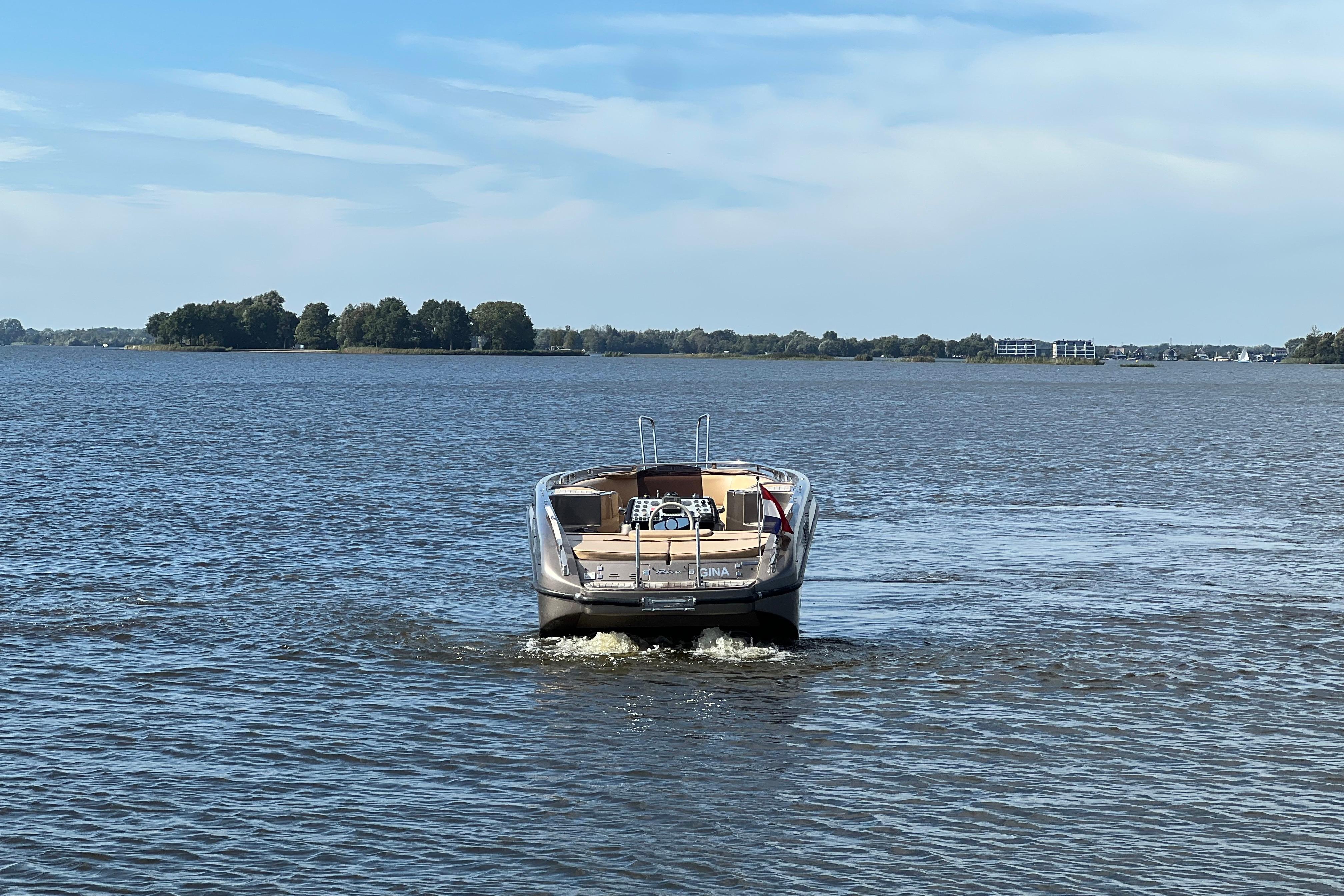 Riva Shuttle — foto 13 van 34