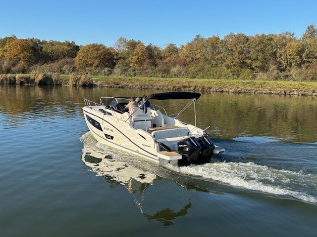 Quicksilver 875 Sundeck Active — foto 2 van 60