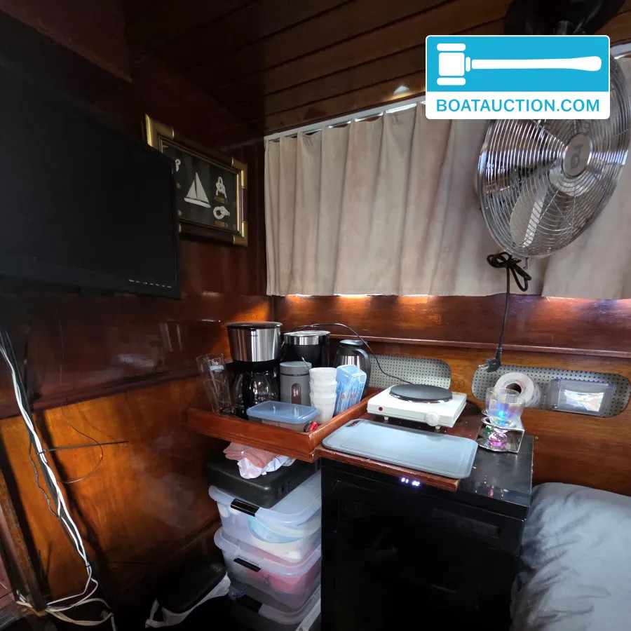 Motorboat 1050 nu in de online veiling. — foto 12 van 16