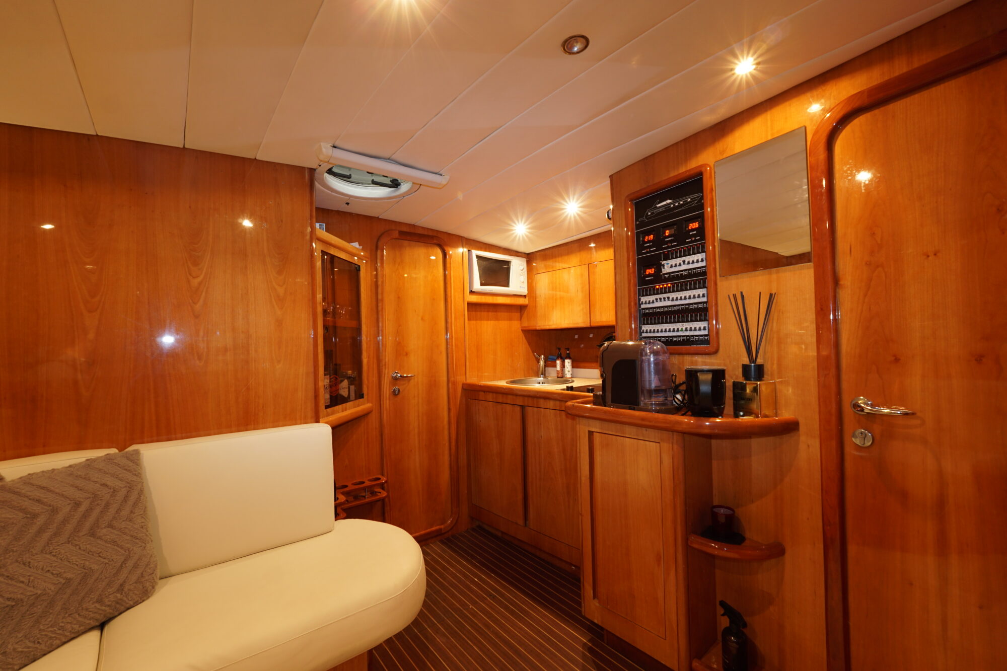 Airon Marine 425 HT — foto 26 van 58