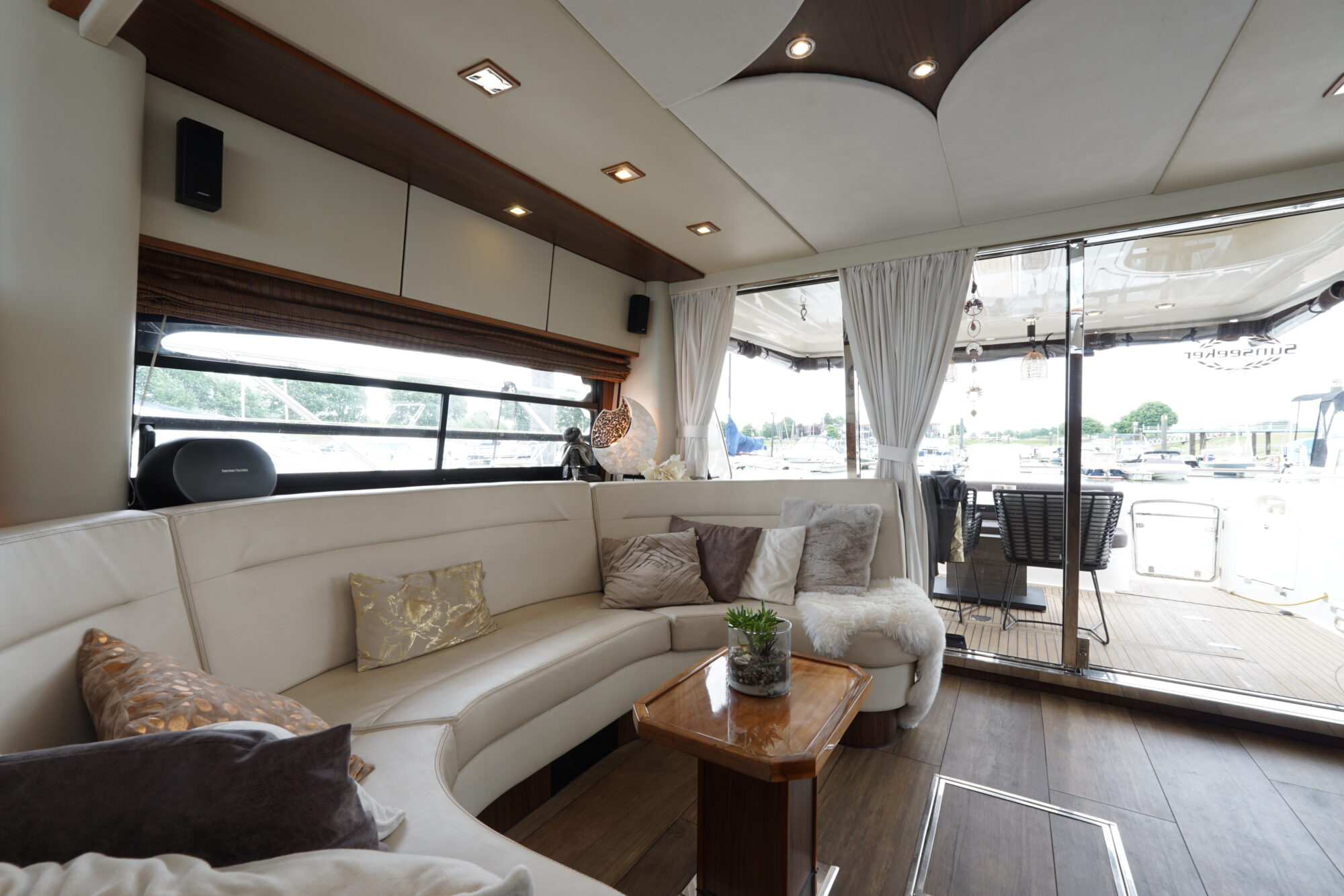 Sunseeker 62 Manhattan — foto 8 van 86