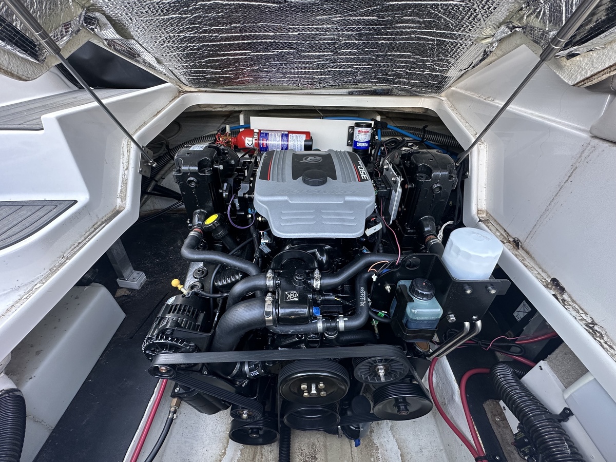 Crownline E6 — foto 16 van 22