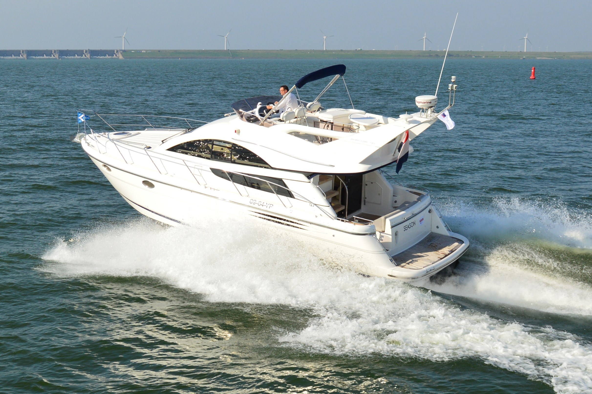 Fairline Phantom 40 — foto 1 van 87