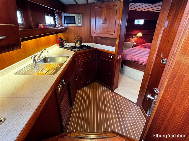 Tayana Trawler  - Pieter Beeldsnijder — foto 34 van 91