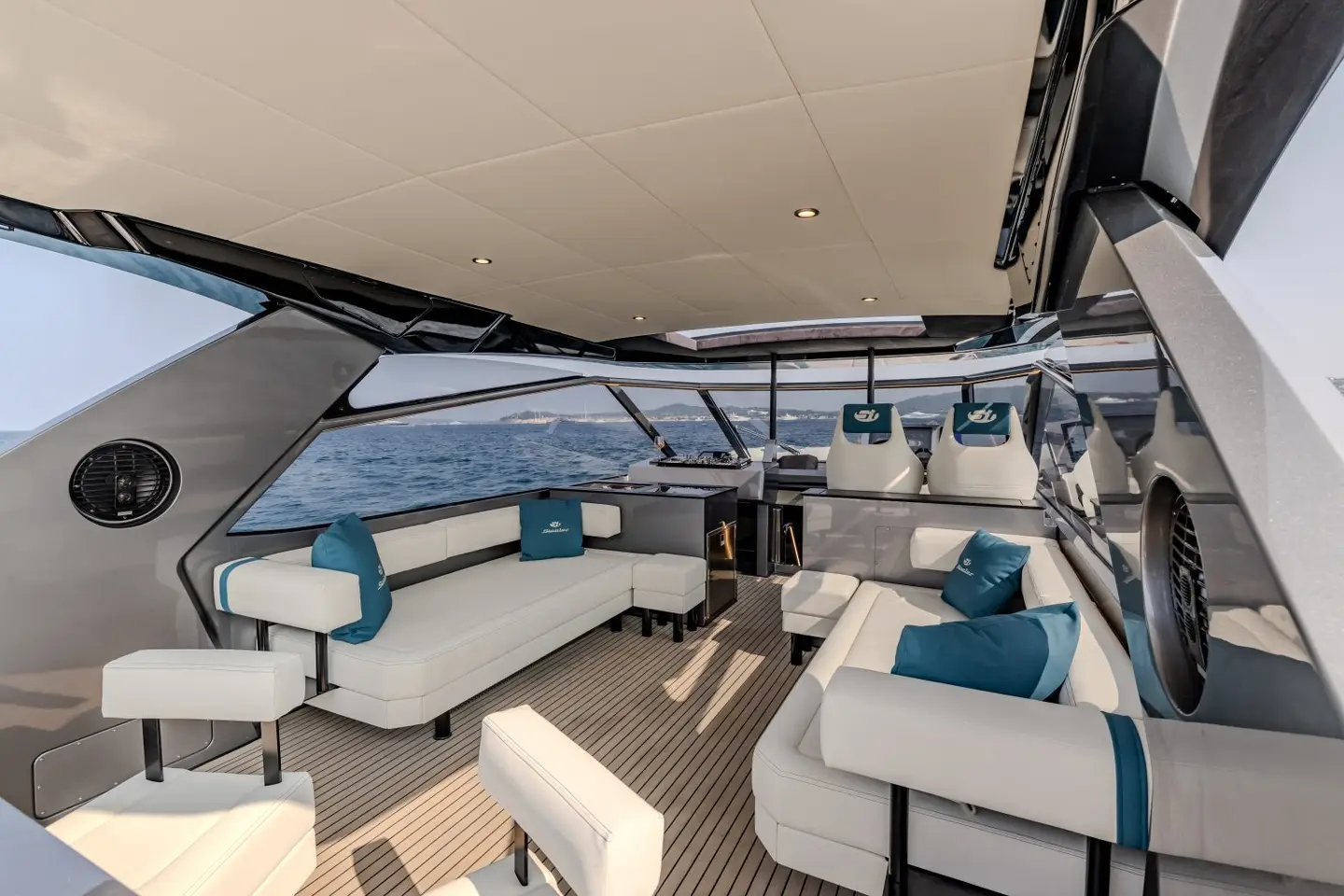 Journal Steeler Yachts’ Bronson 65 arrives on the Côte d’Azur — foto 4 van 10