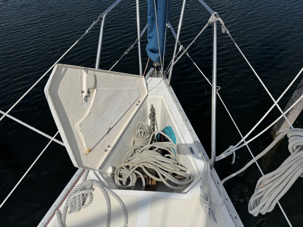 Hunter 28.5 — foto 24 van 44