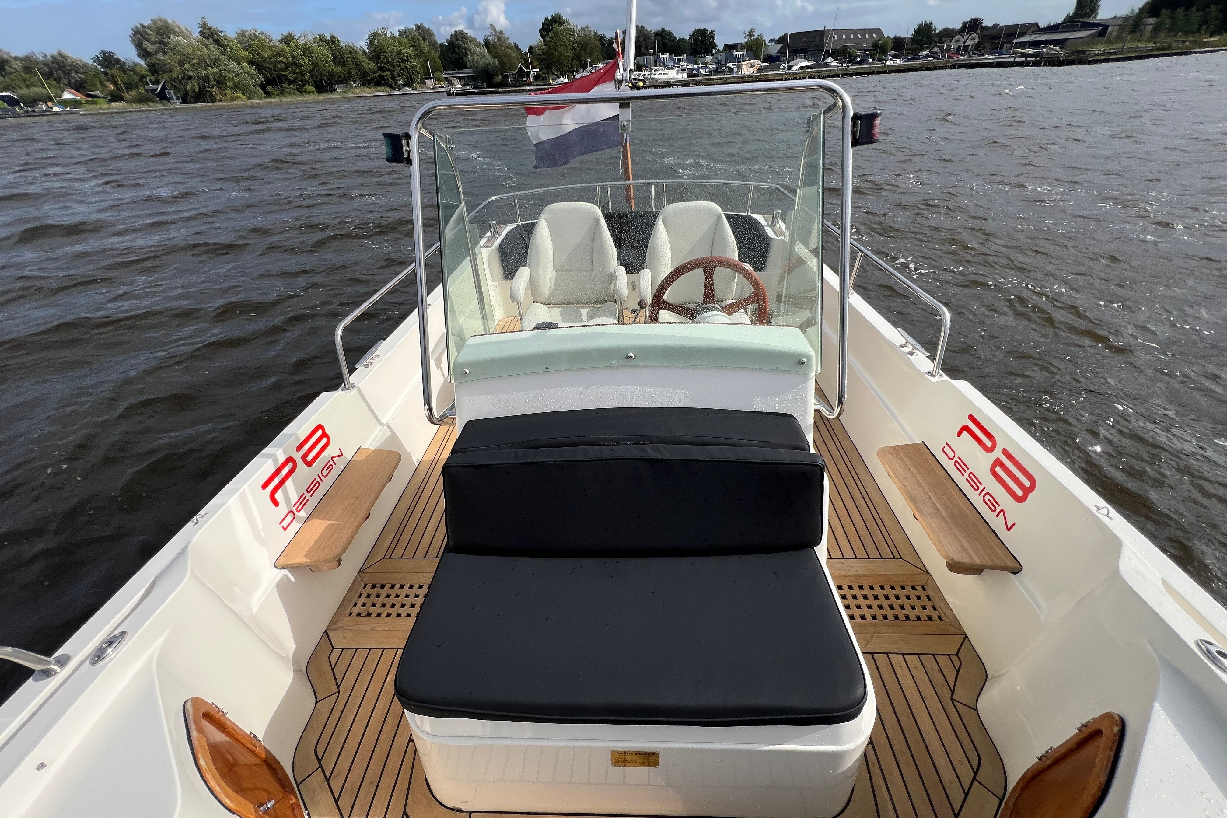 Bellus 750 Pieter Beeldsnijder — foto 11 van 27