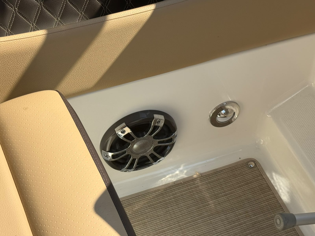 Sea Ray SLX 250 — foto 14 van 20
