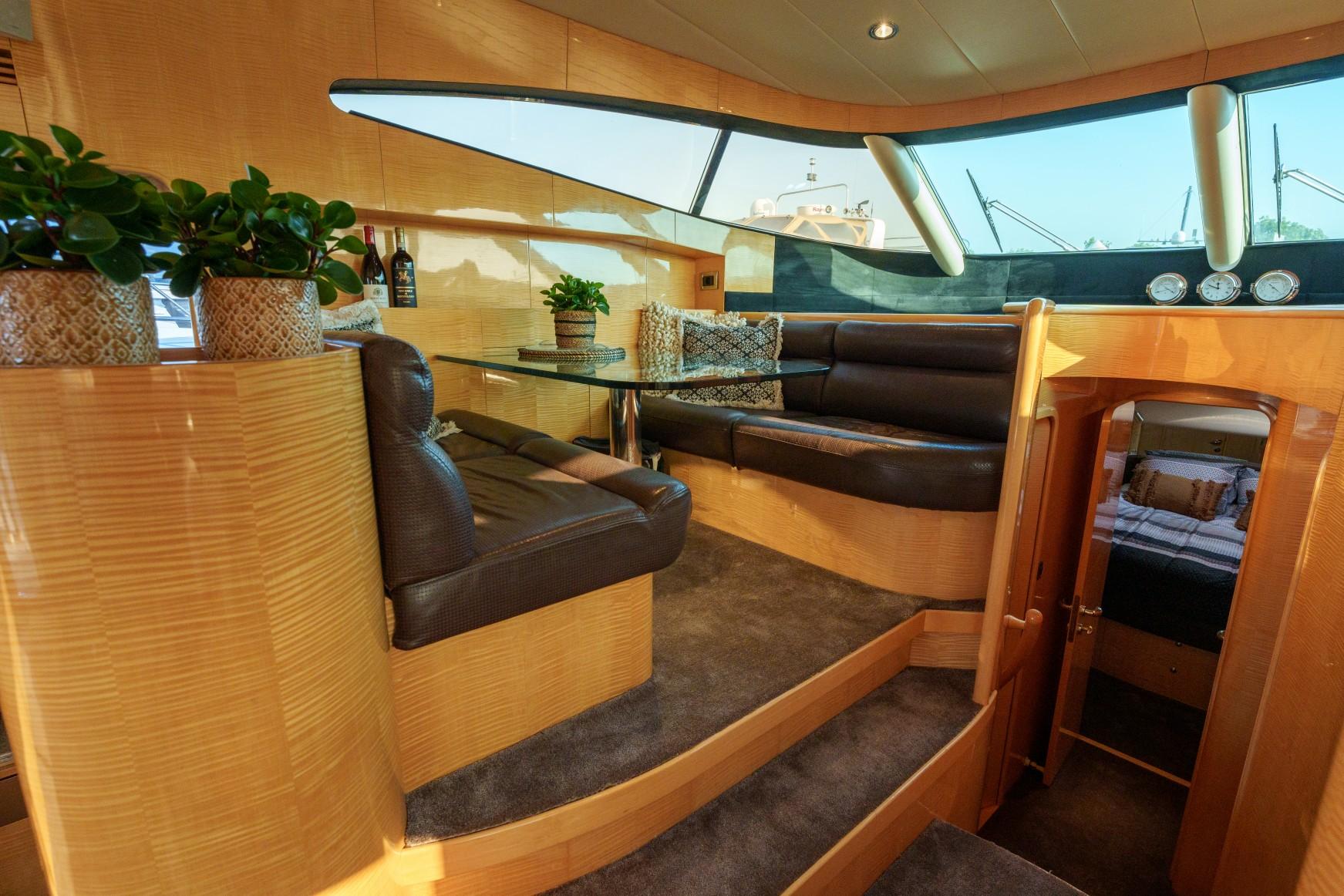 Elegance 54 — foto 23 van 75