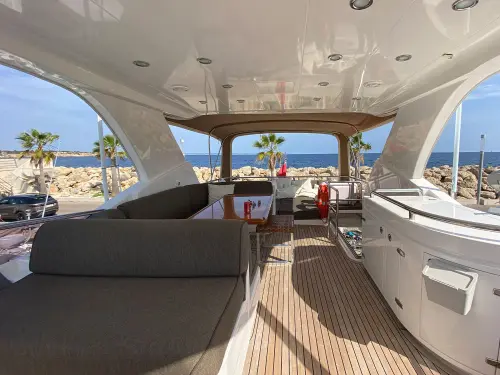 Elegance 68 Hardtop - MIO MAR - BluYachting — foto 11 van 12
