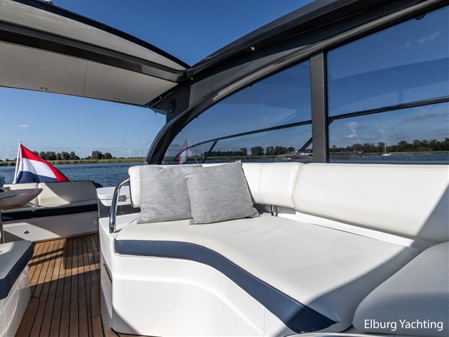 Princess V48 — foto 19 van 84