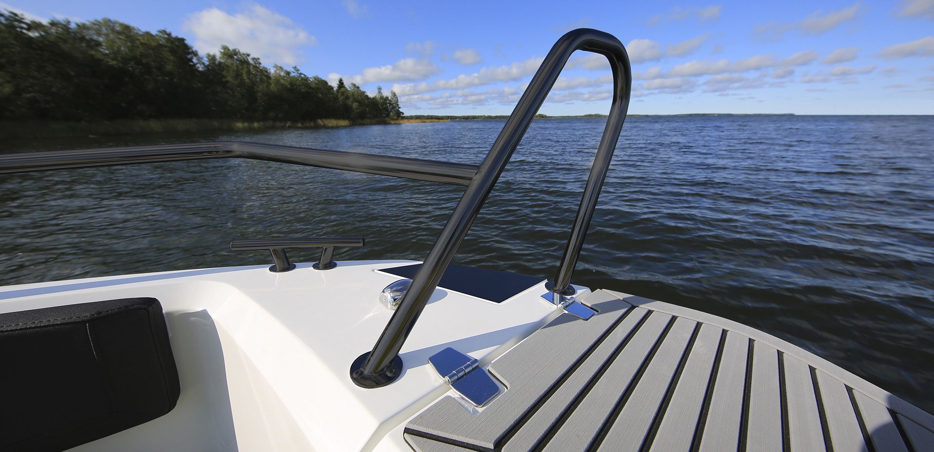 Finnmaster Bowrider R6 Met 150pk NIEUW — foto 2 van 2