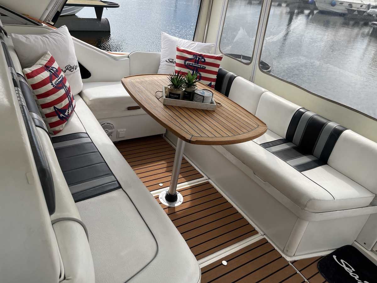 Sea Ray 310 Sundancer — foto 3 van 49