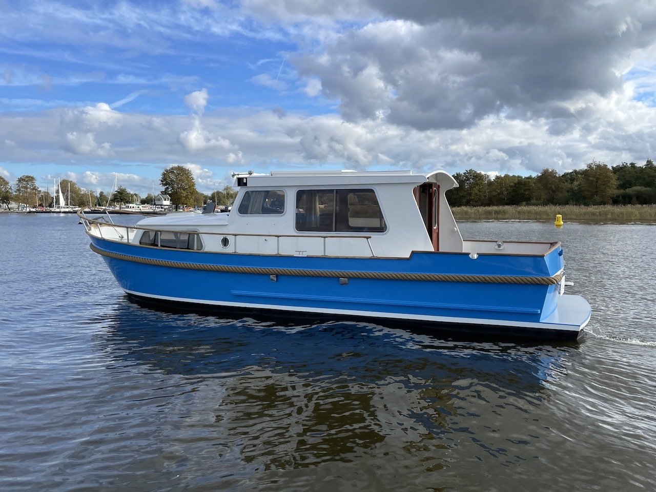 Crown 970 Ok — foto 3 van 18