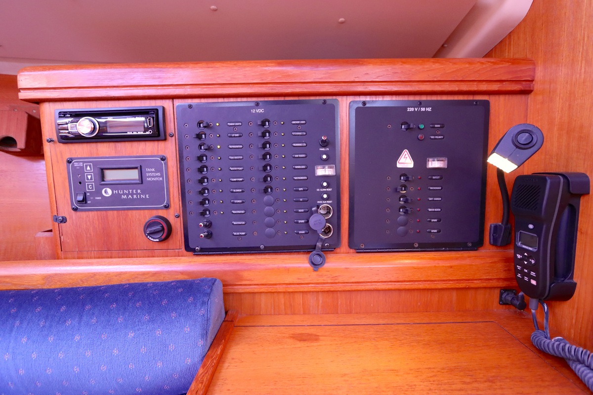 Hunter 33 — foto 15 van 52