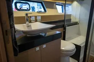 Prestige 560S — foto 122 van 239