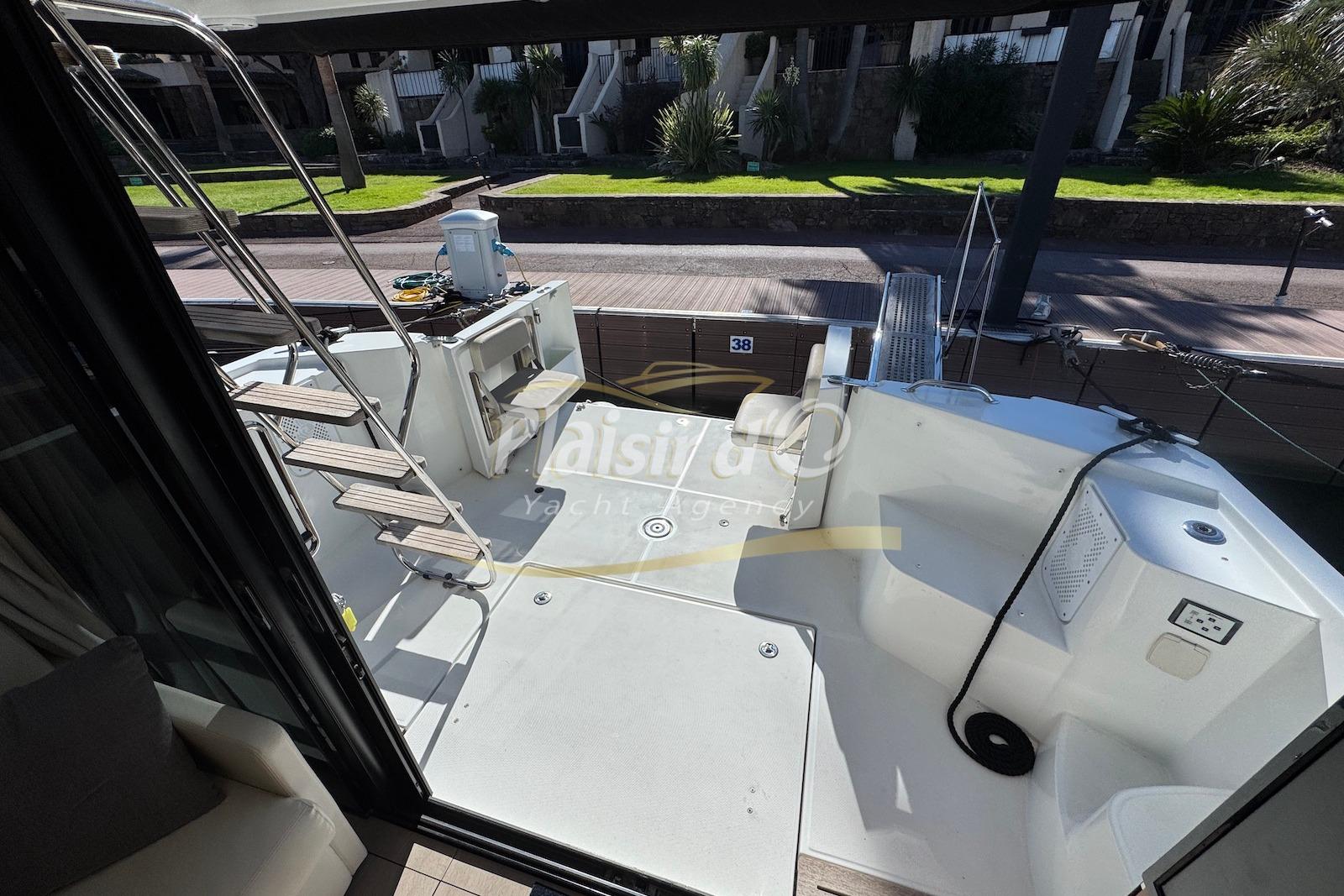 Beneteau Swift Trawler 35 — foto 24 van 57