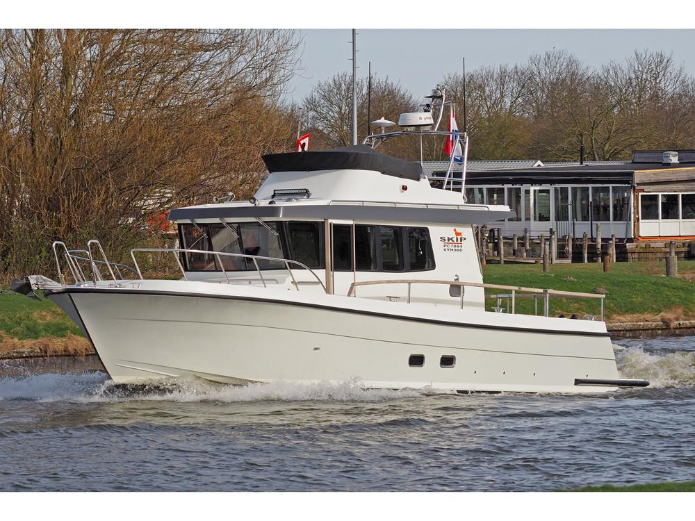 Oy Botnia Marin AB, Malax (Finland) Targa 37 Flybridge — foto 9 van 11