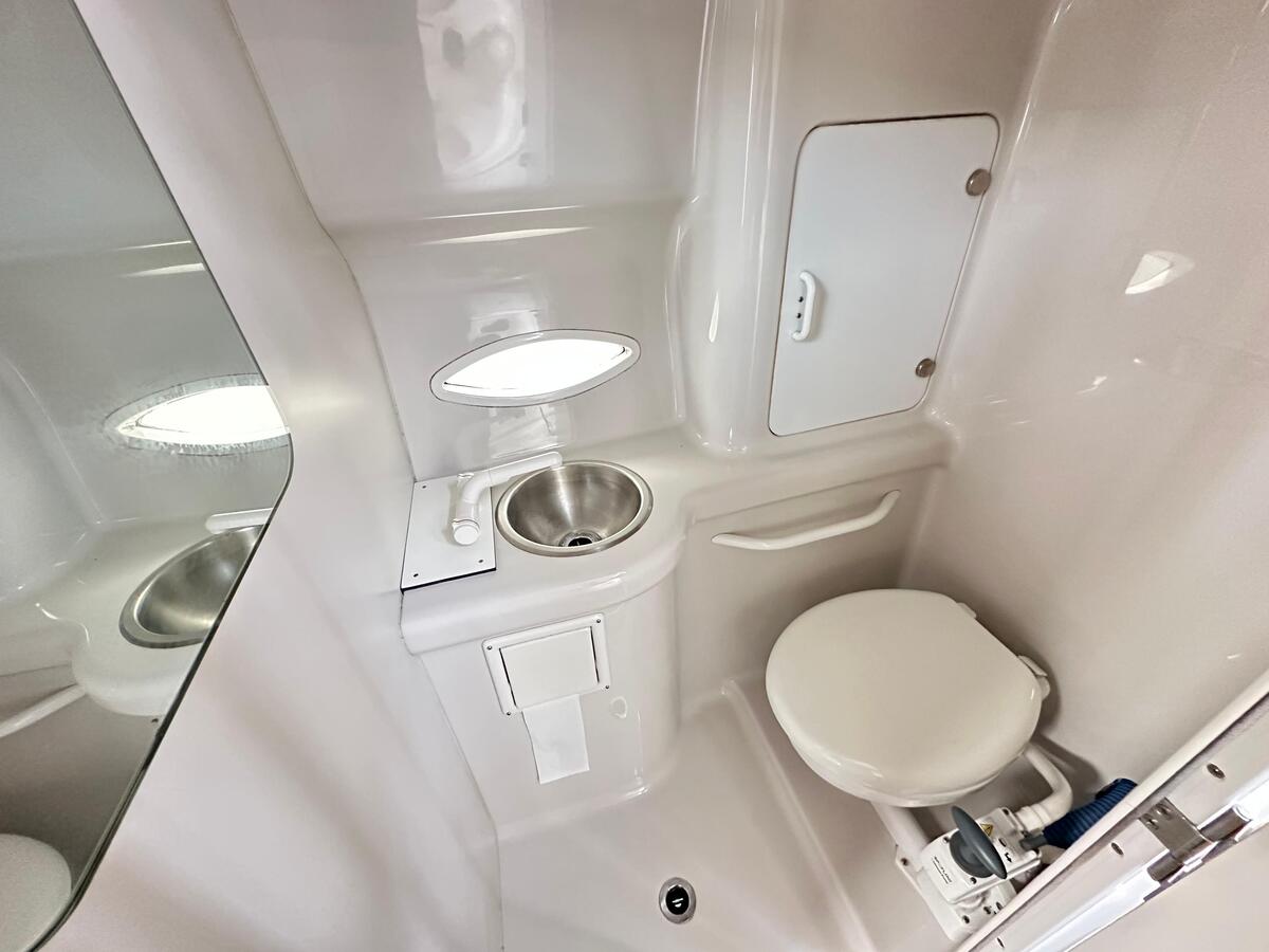 Chris craft 262 Crowne — foto 10 van 16