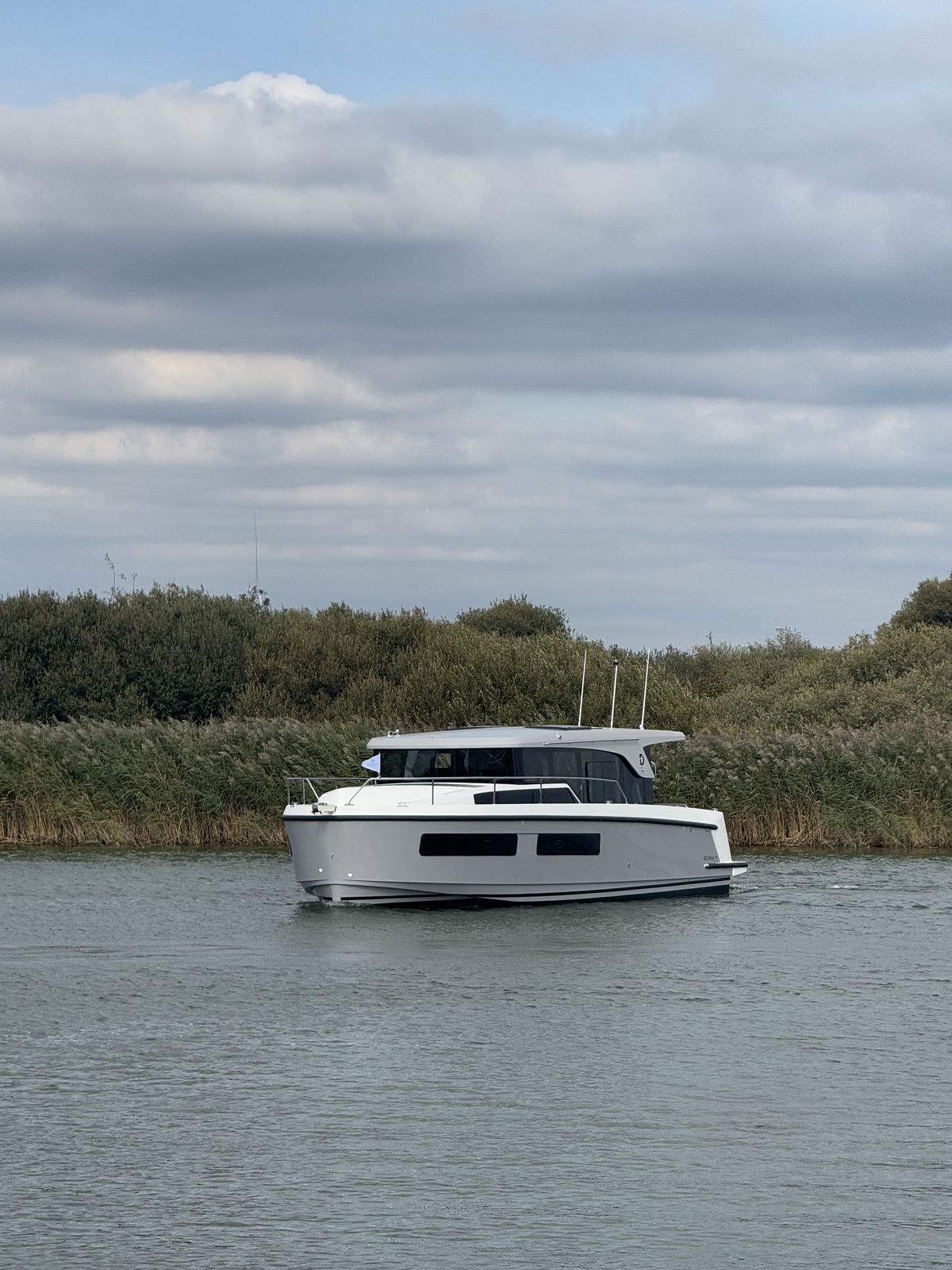 Delphia Yachts 11 Sedan — foto 6 van 12