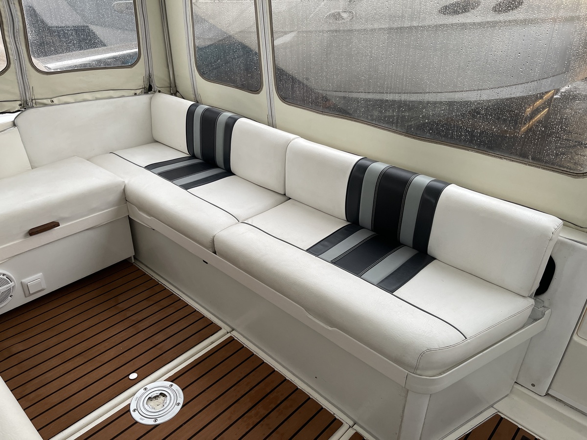 Sea Ray 310 Sundancer — foto 11 van 49