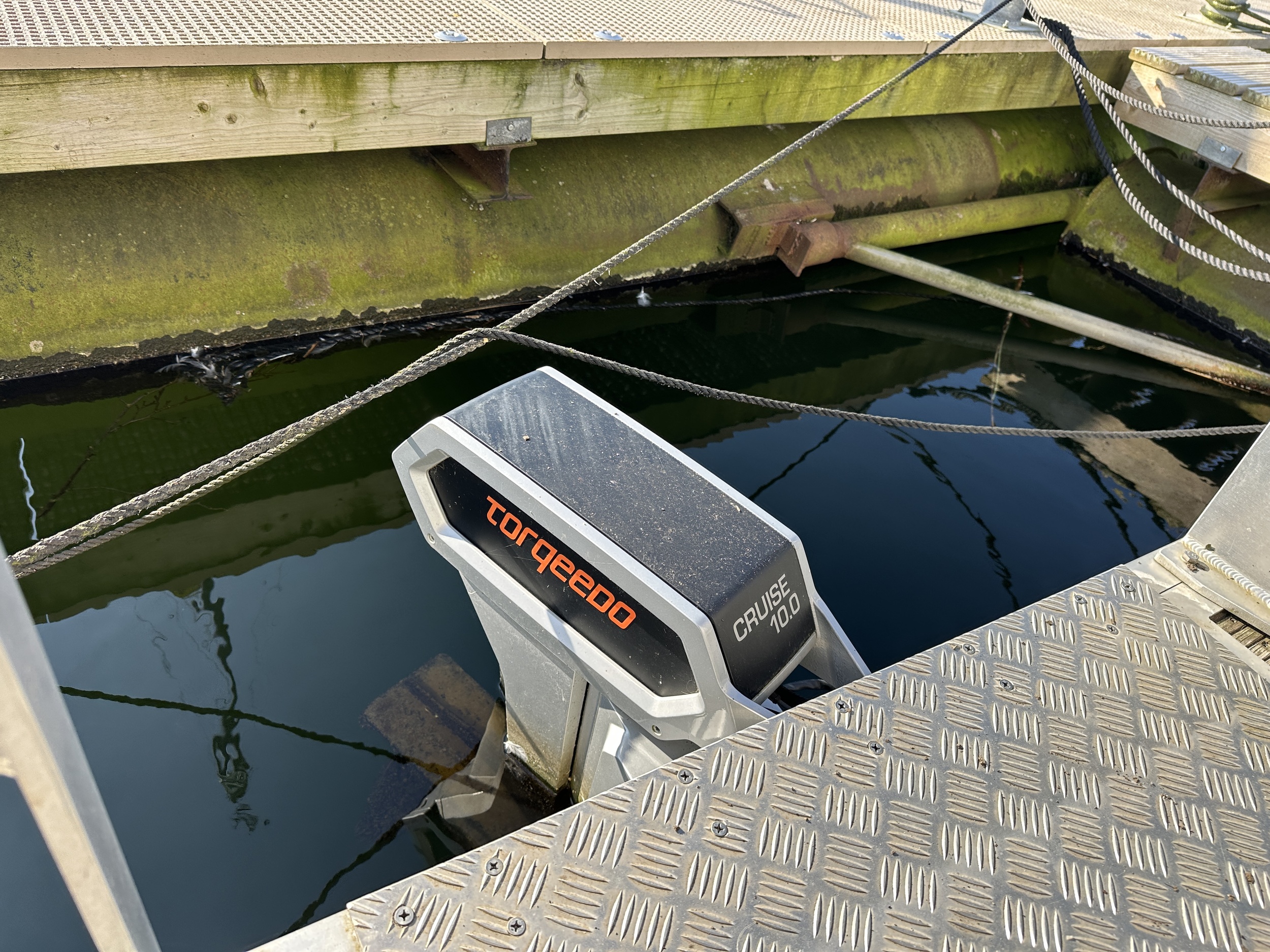 Gielissen Marin Home 32 Tiny Houseboat — foto 37 van 43