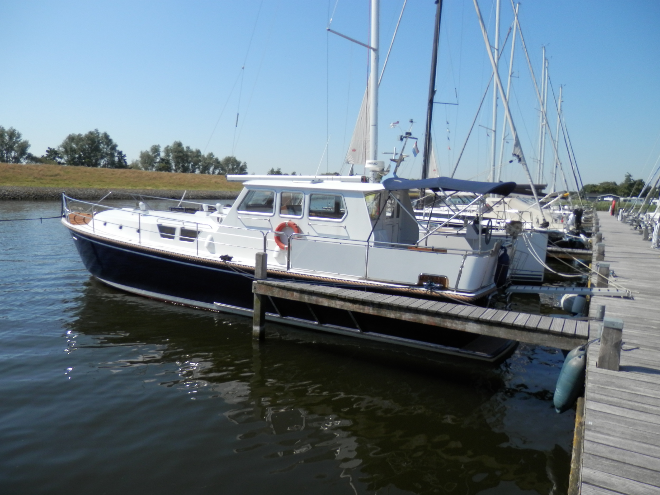 Pilot 44 — foto 6 van 47