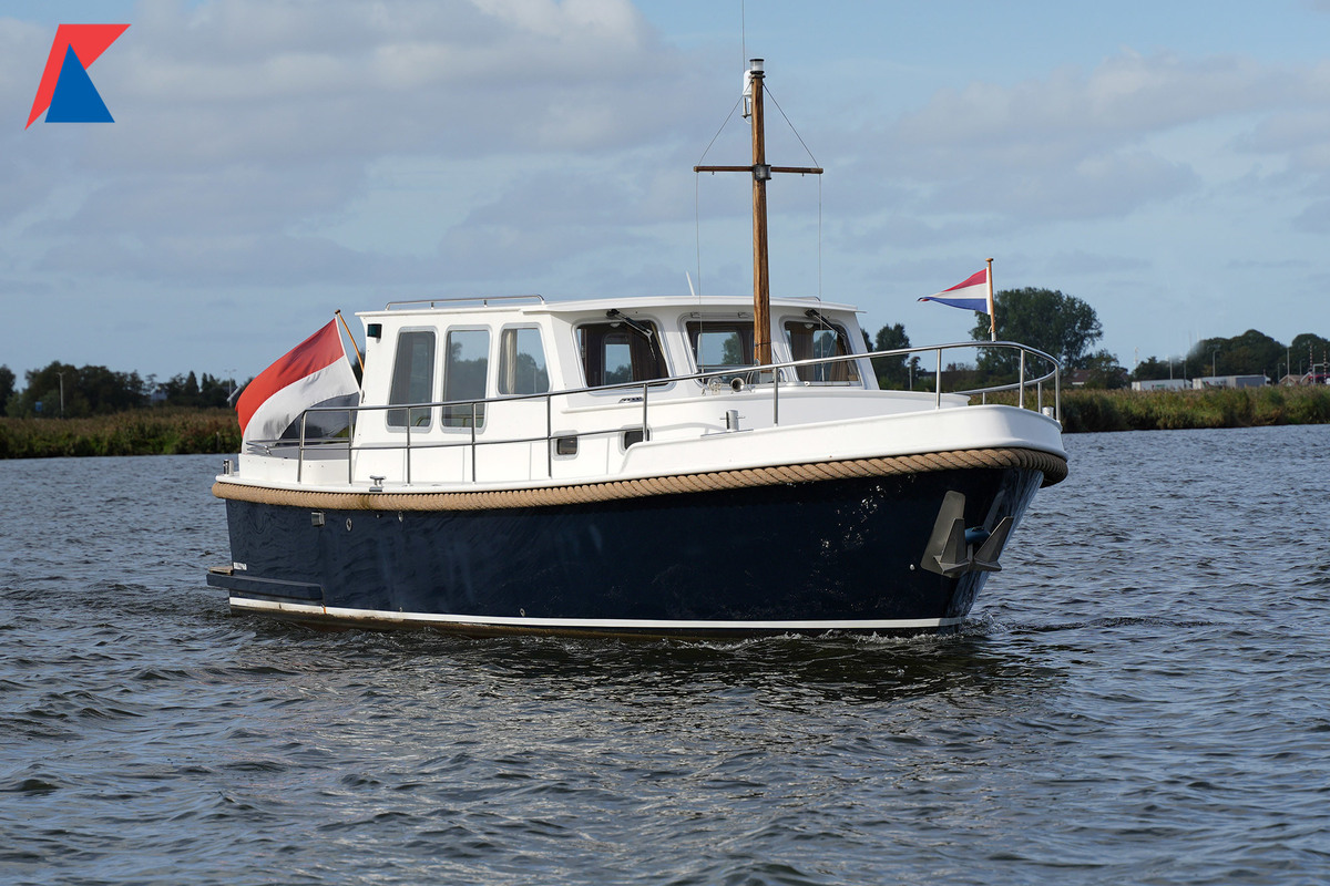 Bully 960 OK — foto 1 van 54